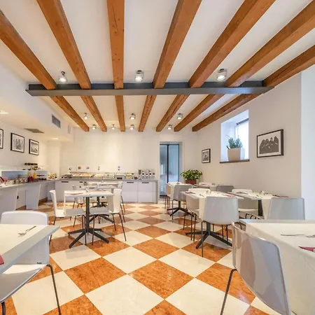 Hotel Western Armando Verona